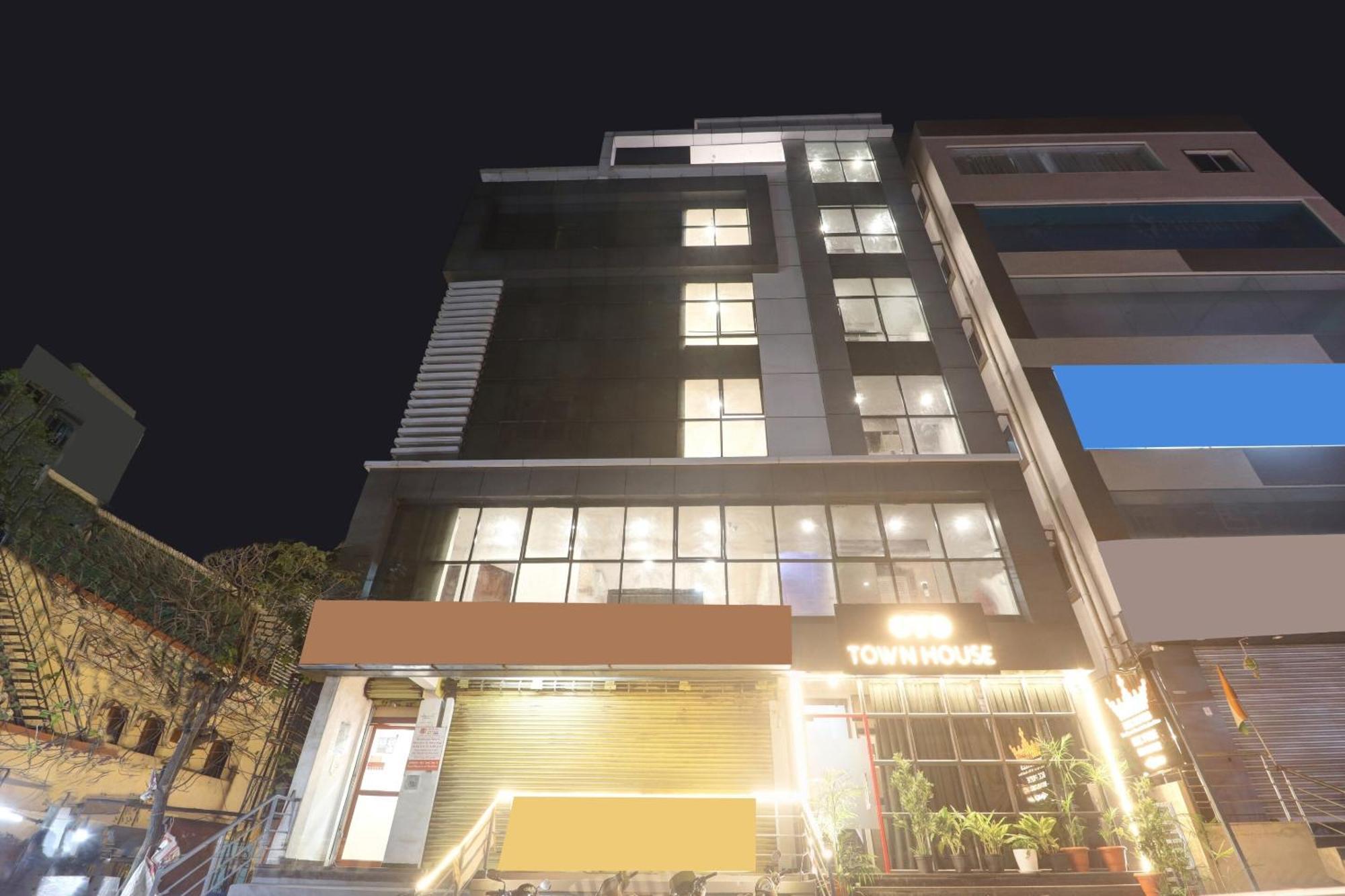 Super Townhouse Rcc Pride Ξενοδοχείο Χιντεραμπάντ Εξωτερικό φωτογραφία